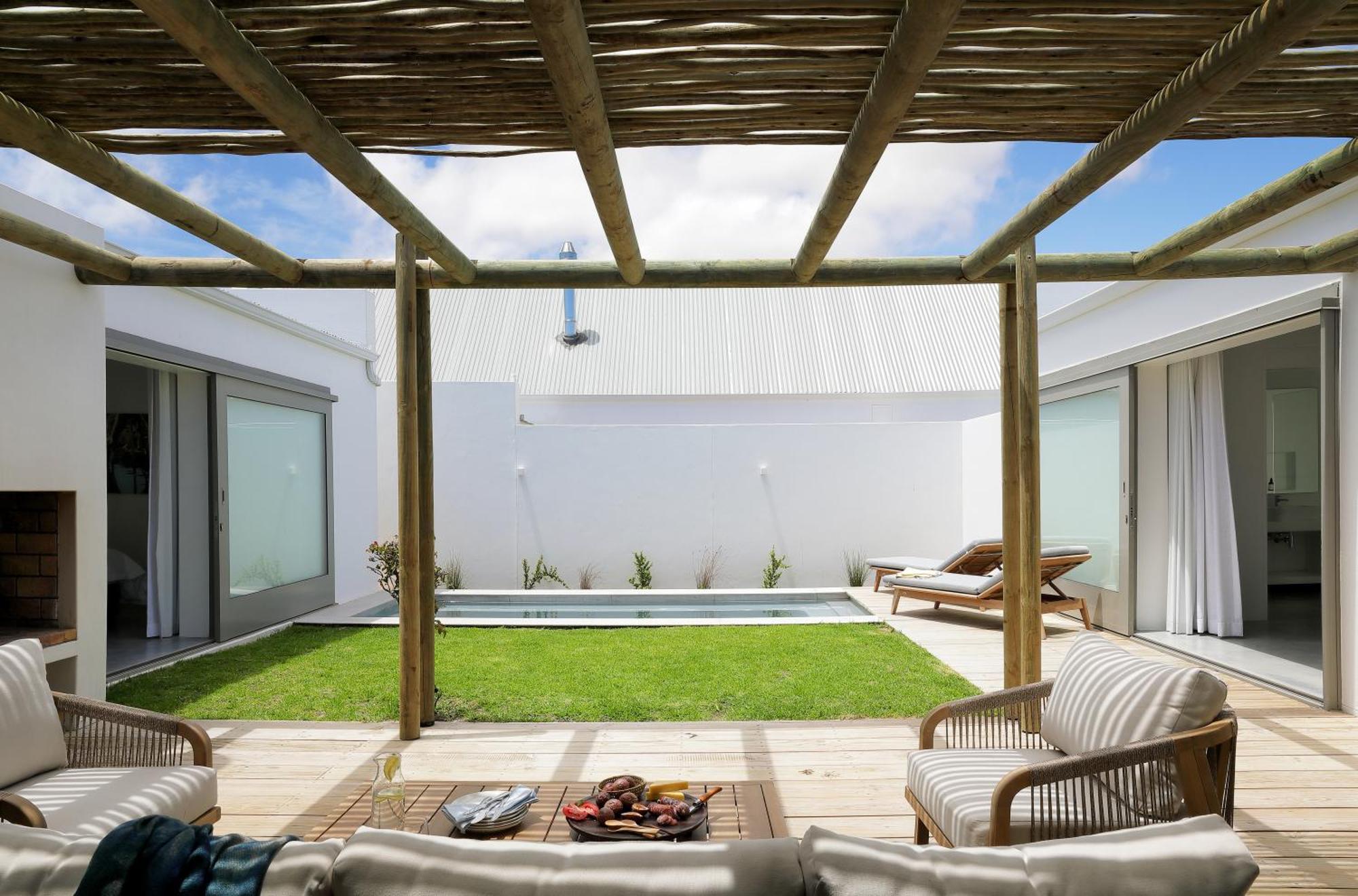 The Cottage Collection Paternoster Exterior photo